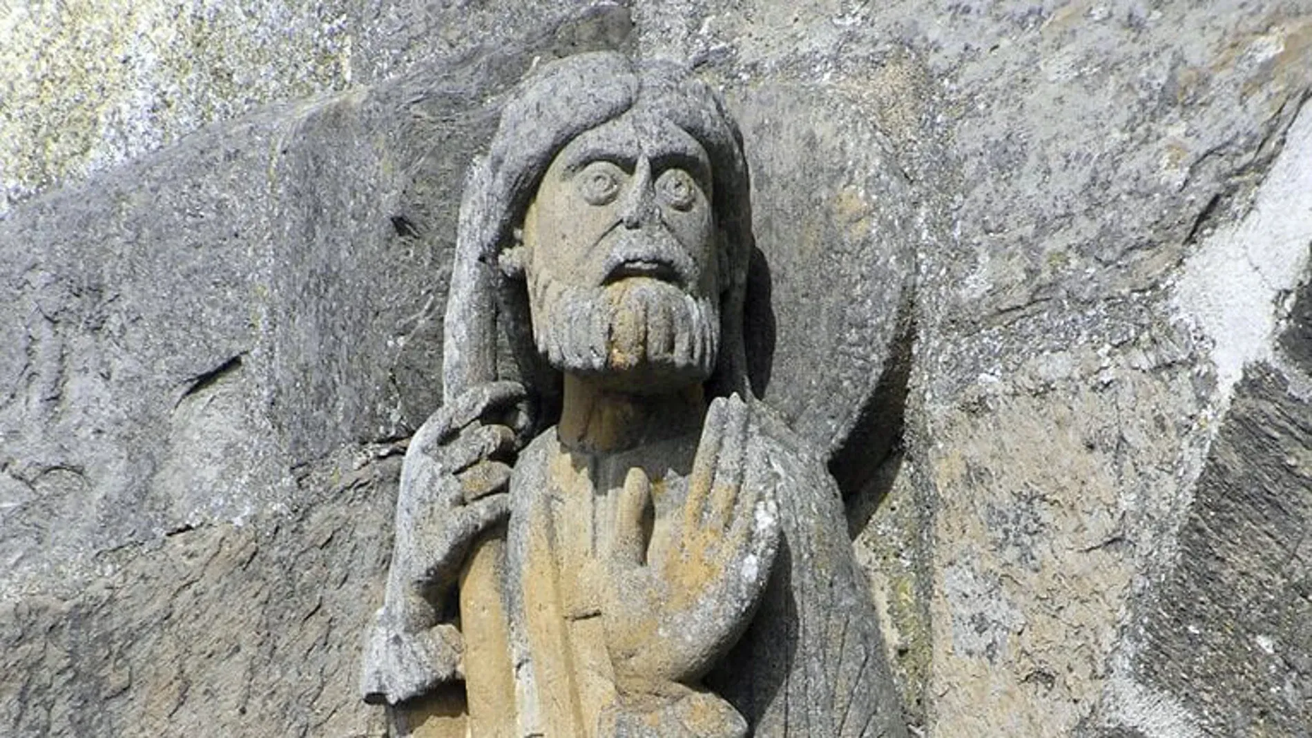 El Santiago Peregrino de Santa Marta de Tera: el primer icono jacobeo esculpido en piedra que sigue vivo en Zamora