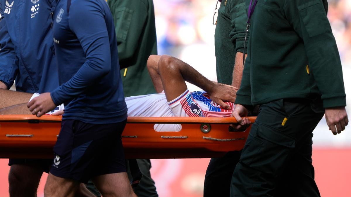 Chadi Riad, otra vez al hospital: la rodilla del marroquí desata el pánico en el Palace