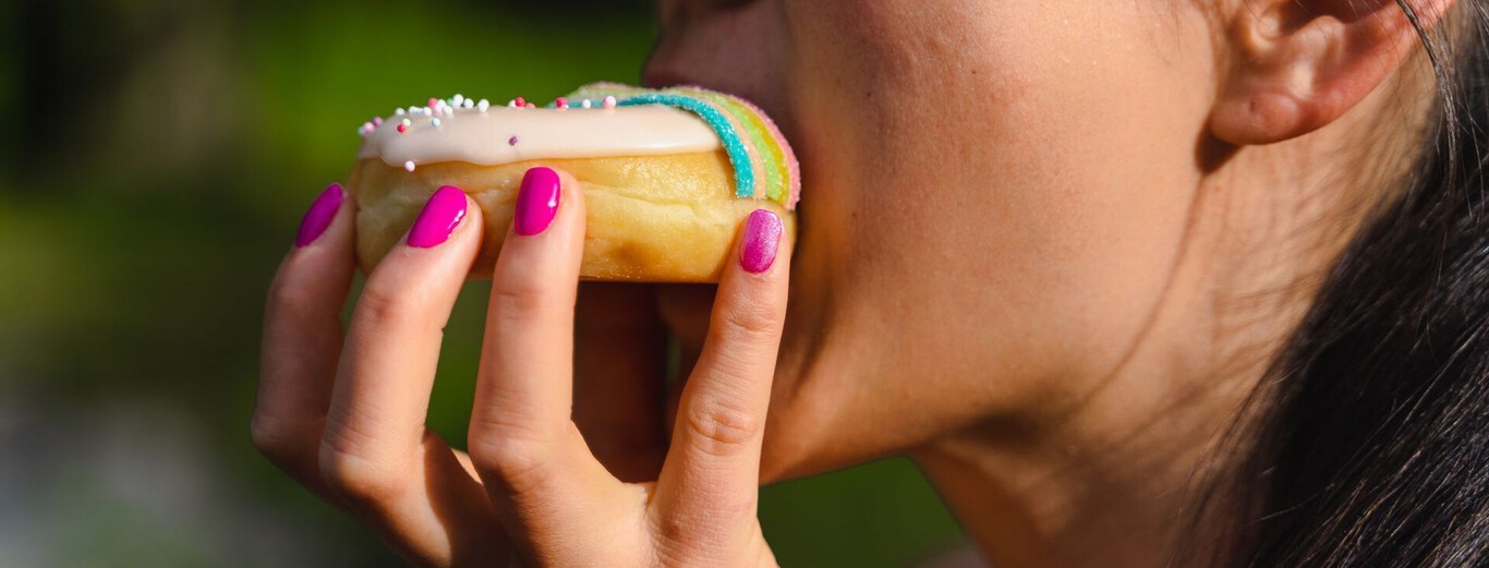 Tu forma de masticar delata por qué odias ciertos alimentos (y no es casualidad)